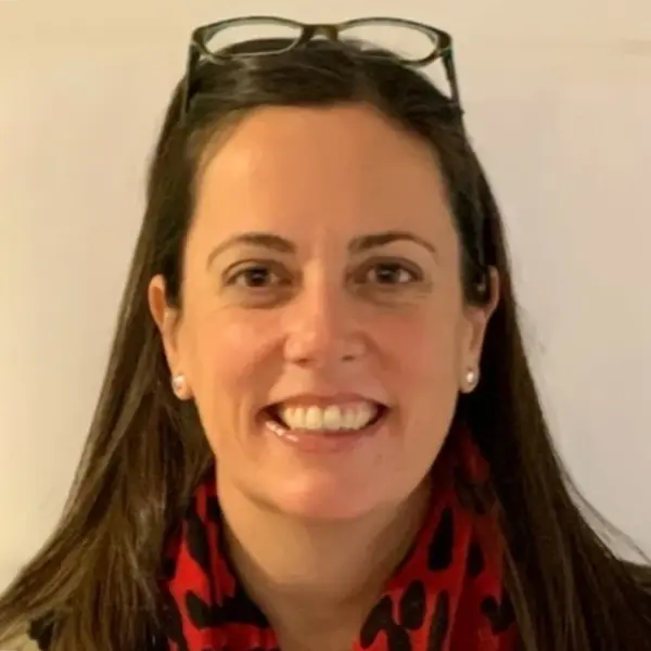 Ms Nicola Coppuck